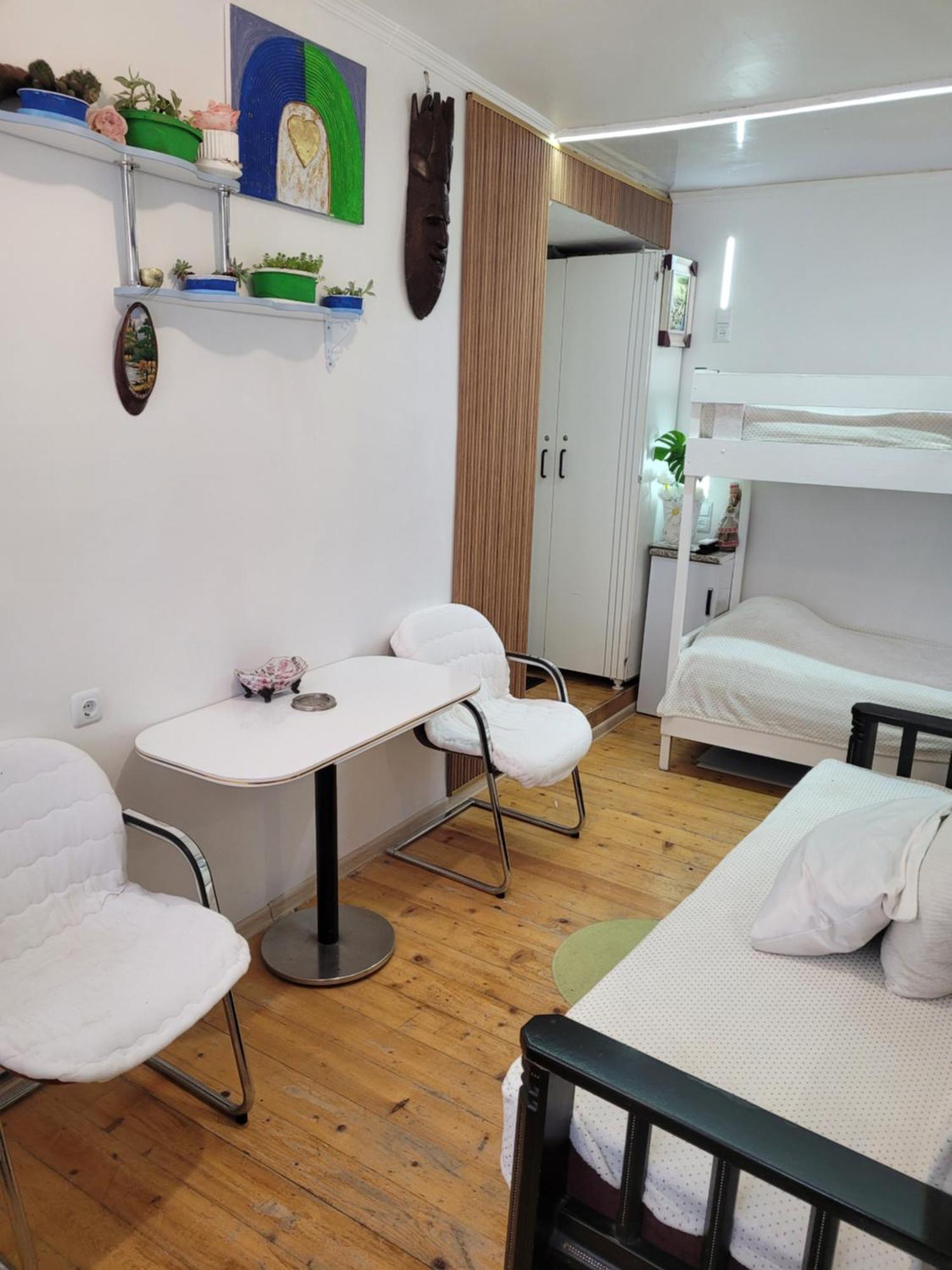 Apartment On Melashvili 24 バトゥーミ 部屋 写真